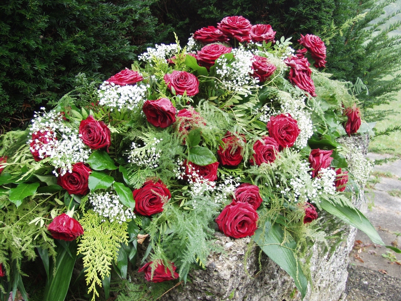 funeraire-MENTON-min_roses-61203